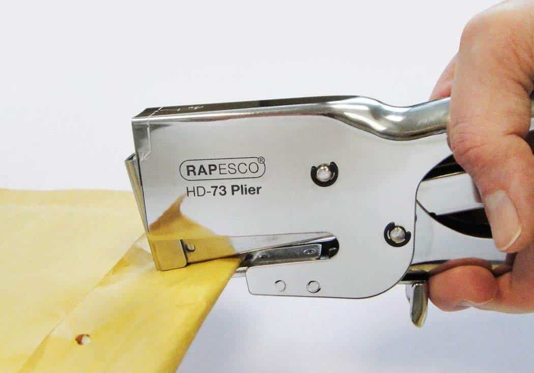 one handed stapler